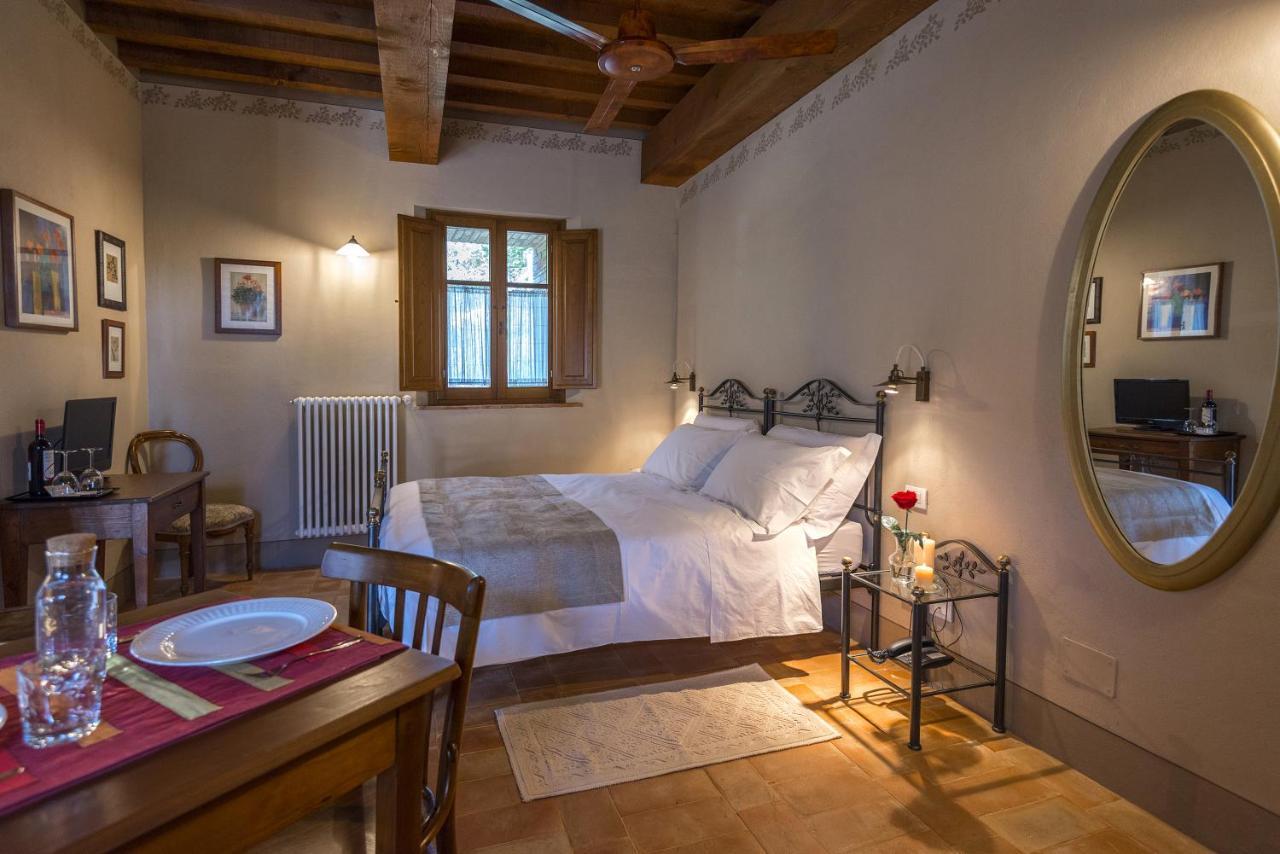 Podere Carceroni Poggi del Sasso Bagian luar foto