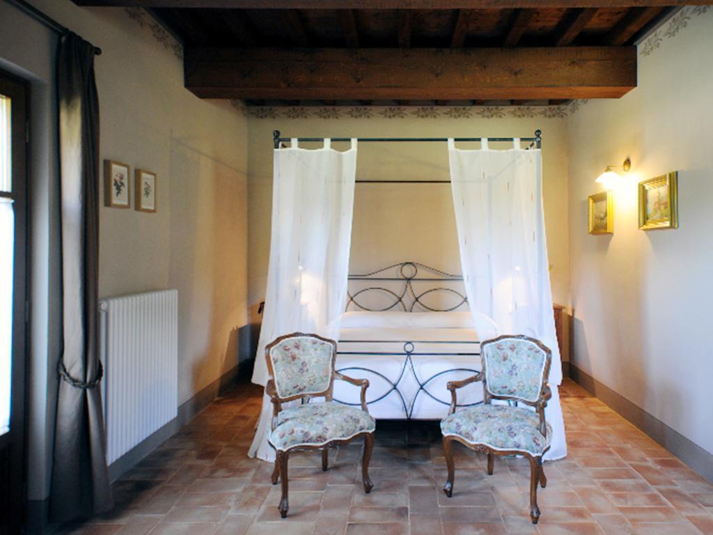 Podere Carceroni Poggi del Sasso Bagian luar foto