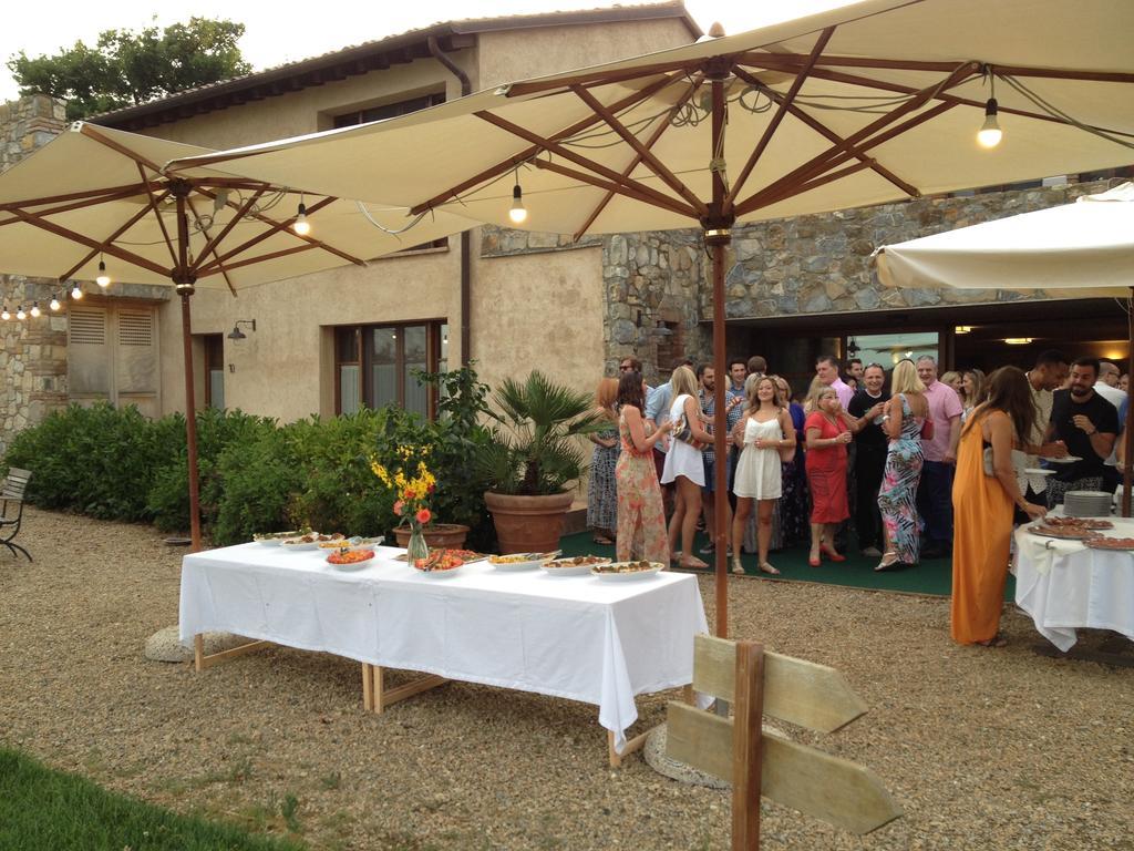 Podere Carceroni Poggi del Sasso Bagian luar foto