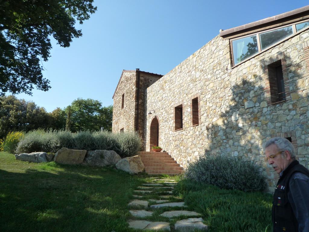 Podere Carceroni Poggi del Sasso Bagian luar foto
