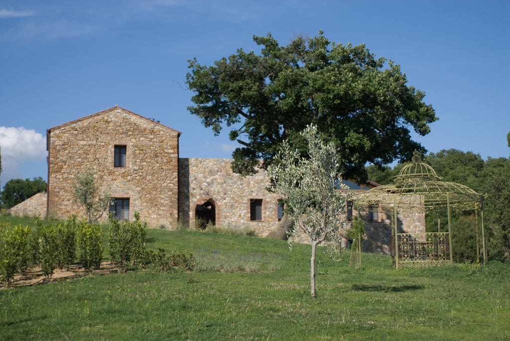 Podere Carceroni Poggi del Sasso Bagian luar foto